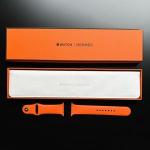 Apple Watch Hermes Orange Sport Band Original Genuine 42mm 44mm 45mm (M/L Size)